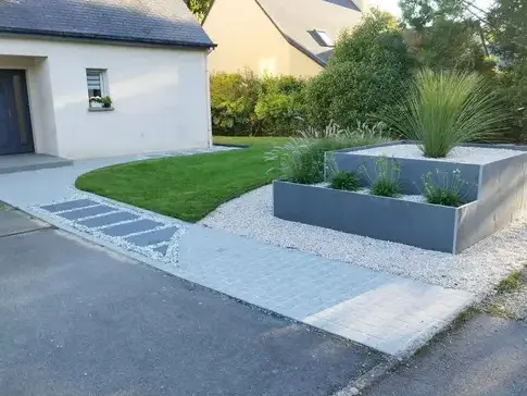 aménagement extérieur Saint-Aubin-du-Cormier-1